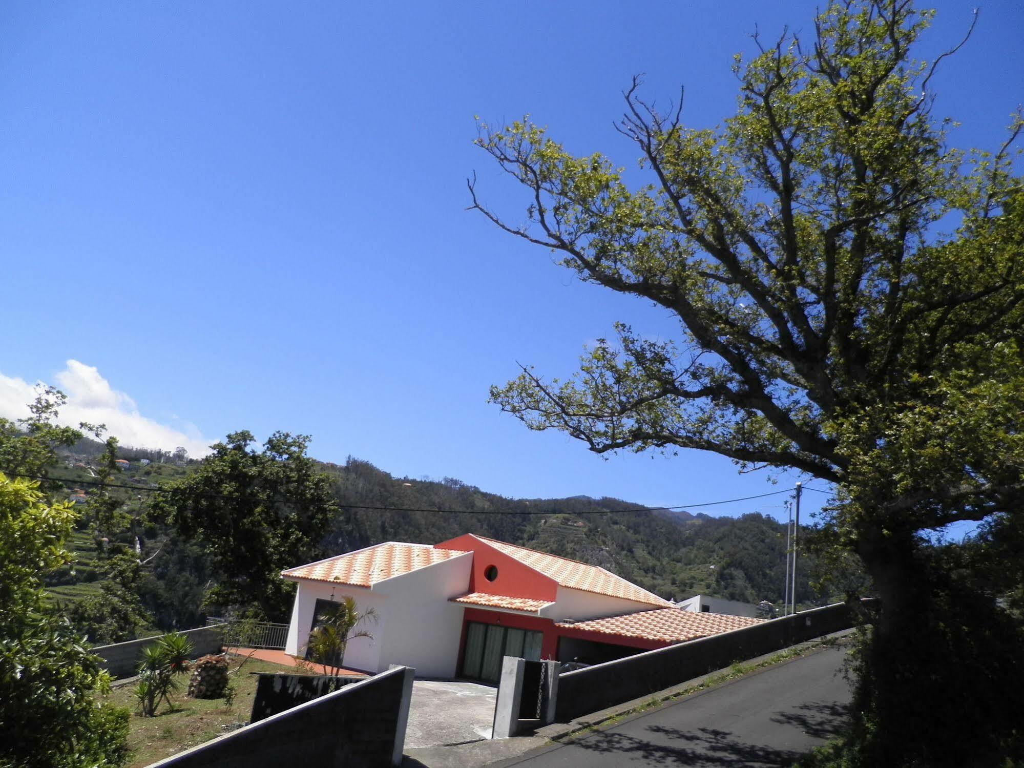 Villa Luz - Family House Vacations- Large Private Outdoor Area Santa Cruz  Exterior photo